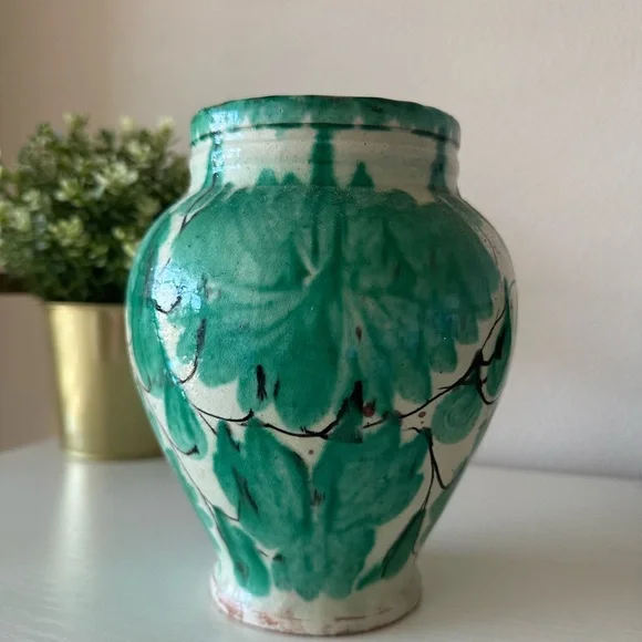 Rare 1963 Vintage Ceramic Vase made by a local artist in Mexico. - Picture 4 of 7